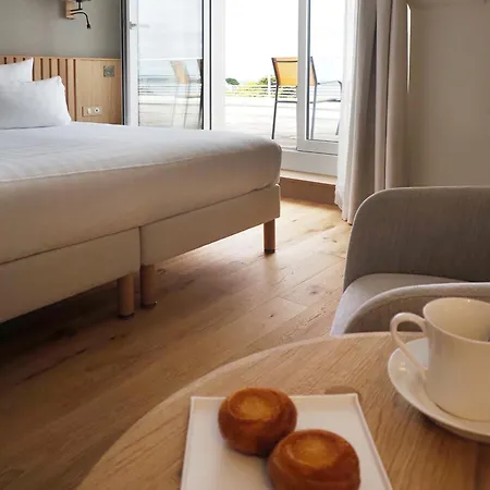 Logis De Hotel 4*