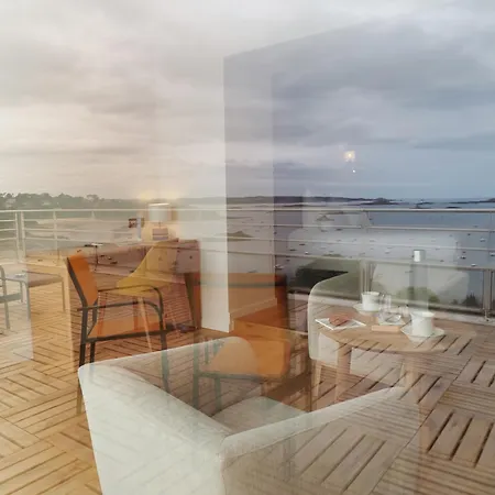 Hotel Logis De Carantec